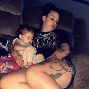 Meet your Posher, Alexandra